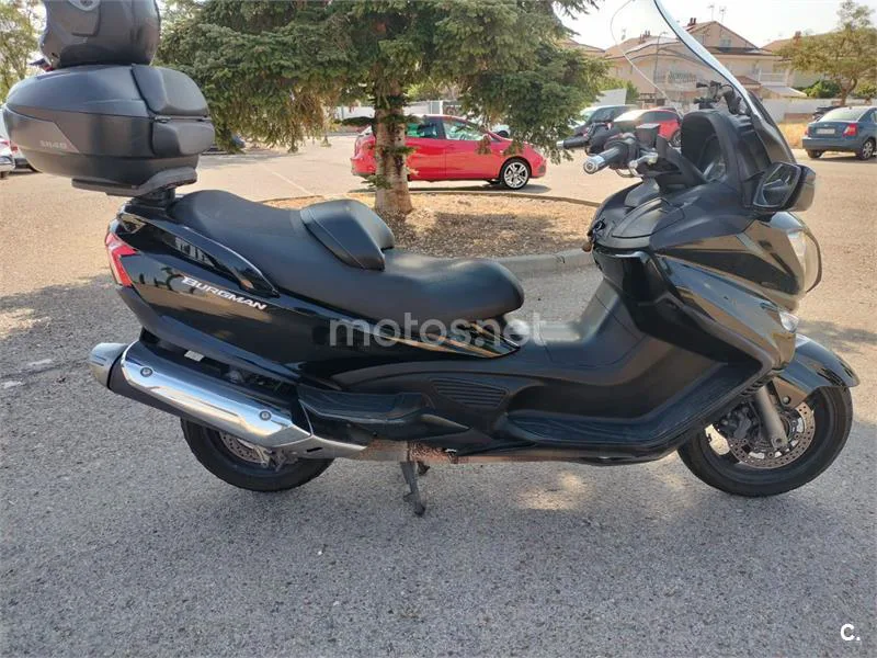 Suzuki Burgman 650 Executive 4200 € 2013 Guadalajara - 1