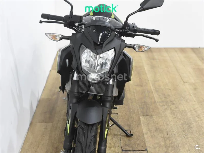 Kawasaki Z125 - Vista 10