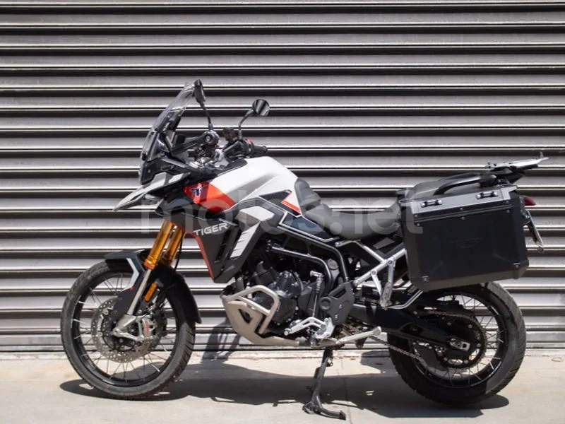 Triumph Tiger 900 - Vista 14