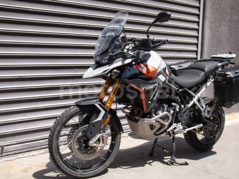 Triumph Tiger 900 - Vista 15