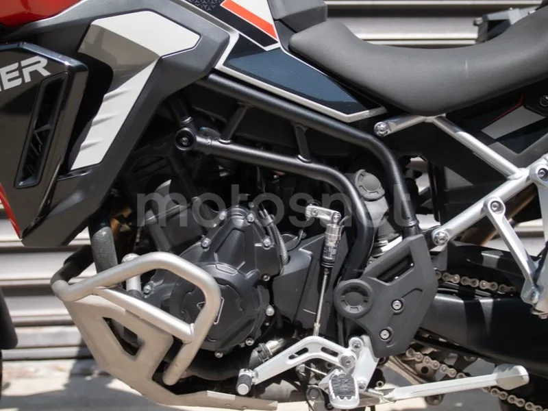 Triumph Tiger 900 - Vista 19