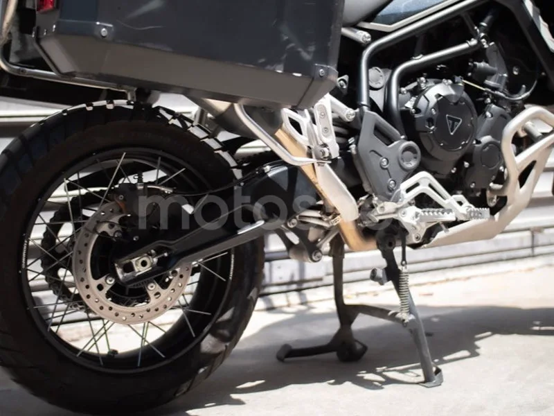 Triumph Tiger 900 - Vista 6
