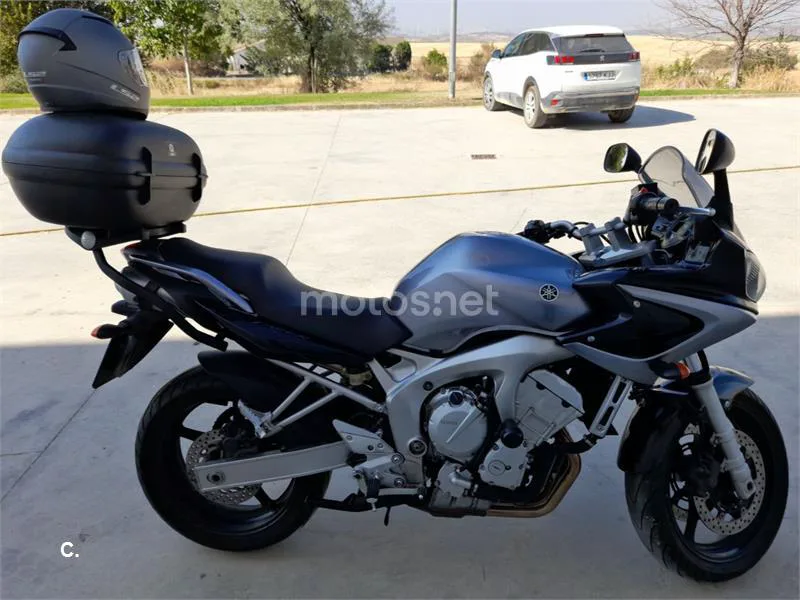 Yamaha FZ6 Fazer - Vista 3
