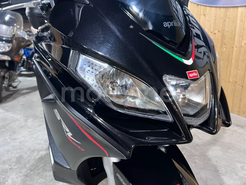 Aprilia SRV 850 - Vista 13