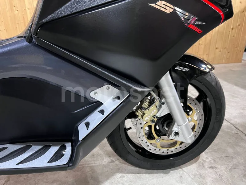 Aprilia SRV 850 - Vista 21