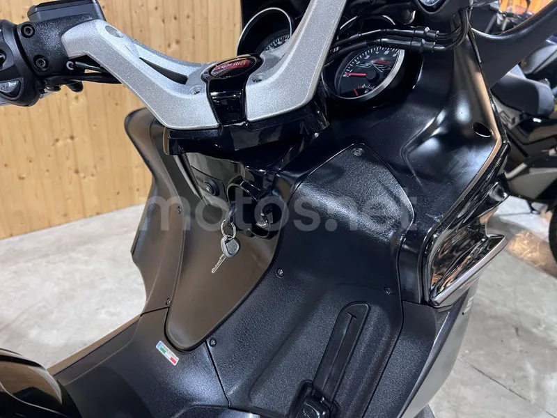 Aprilia SRV 850 - Vista 23