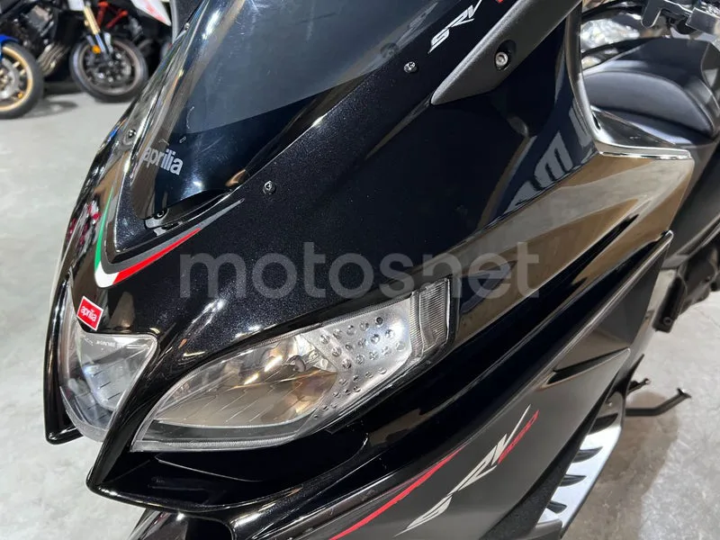 Aprilia SRV 850 - Vista 41