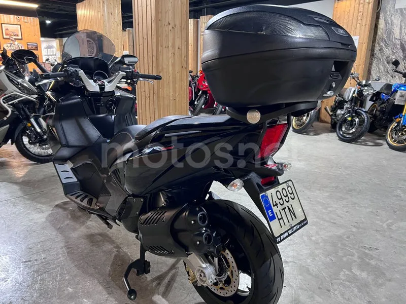 Aprilia SRV 850 - Vista 6