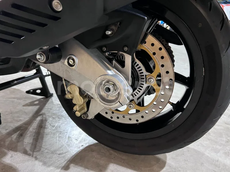 Aprilia SRV 850 - Vista 58