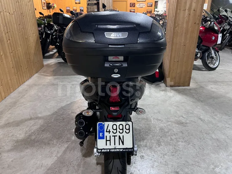 Aprilia SRV 850 - Vista 7