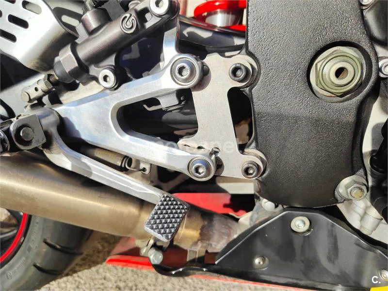 Yamaha YZF-R6 - Vista 4