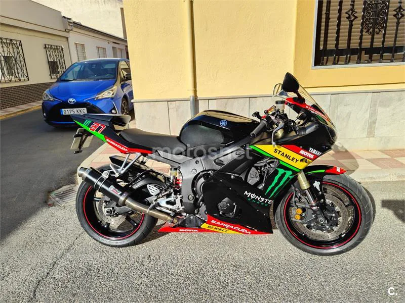 Yamaha YZF-R6 - Vista 9