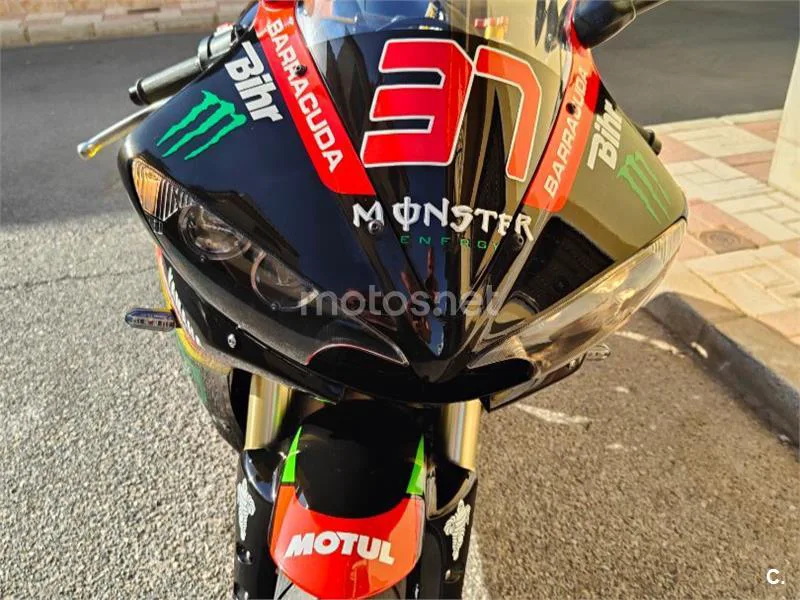 Yamaha YZF-R6 - Vista 10