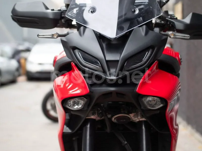 Yamaha Tracer 9 - Vista 12