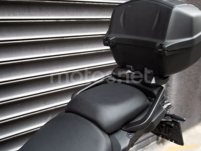 Yamaha Tracer 9 - Vista 20
