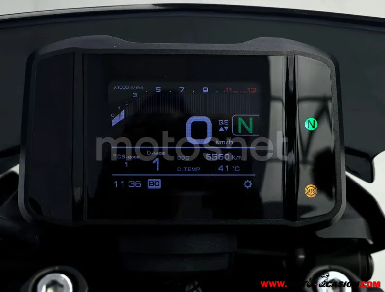 Yamaha MT-09 - Vista 6