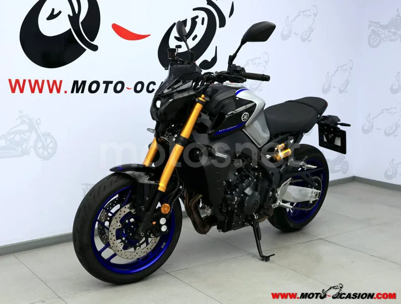Yamaha MT-09 - Vista 8