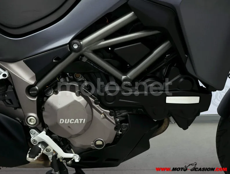 Ducati Multistrada - Vista 5