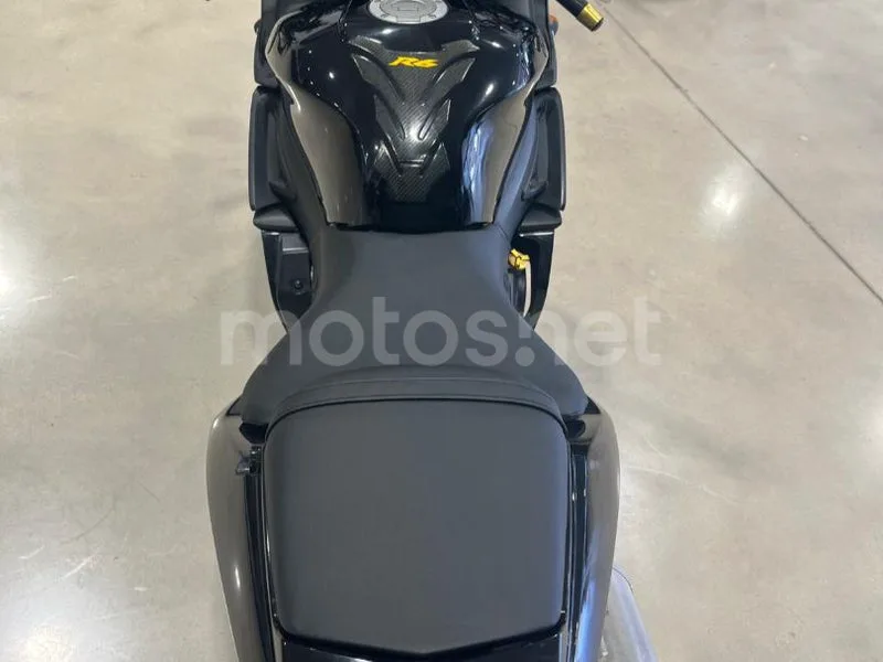 Yamaha YZF-R6 - Vista 17