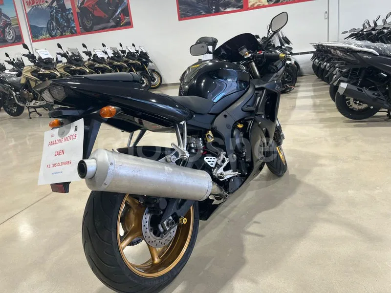 Yamaha YZF-R6 - Vista 5