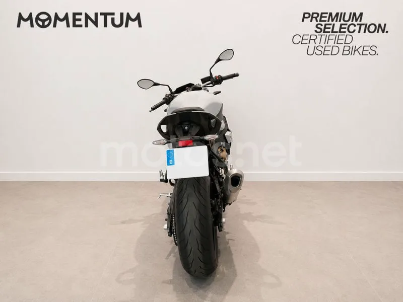 BMW S 1000 R - Vista 7