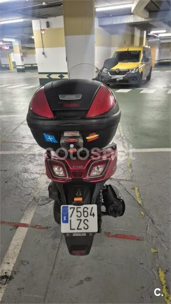 Kymco Super Dink 125 - Vista 4