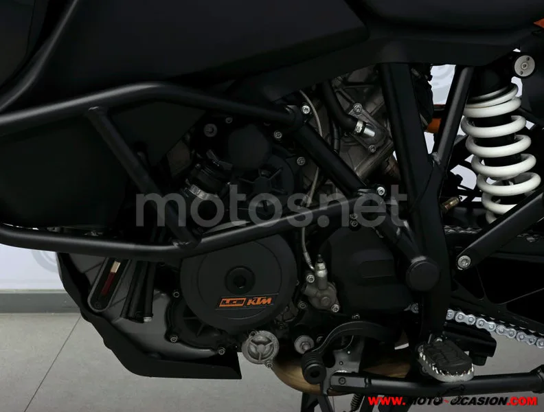 KTM 1090 Adventure - Vista 10