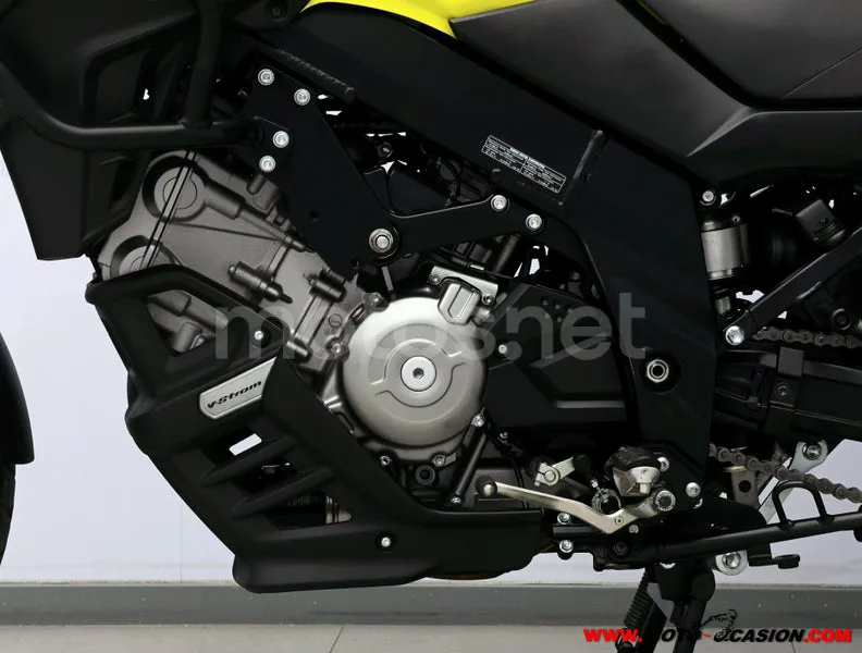 Suzuki V-Strom 650XT - Vista 10