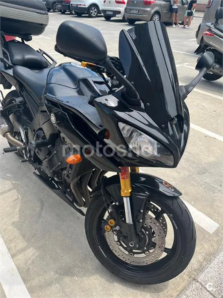 Yamaha FZ8 4499 € 2011 Pontevedra - 1