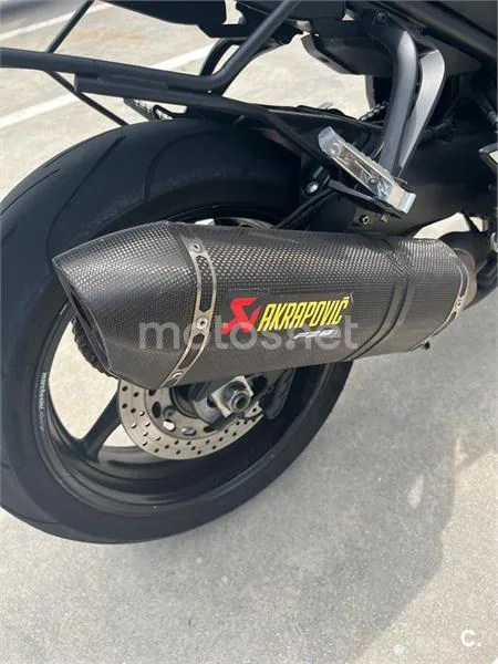 Yamaha FZ8 - Vista 5
