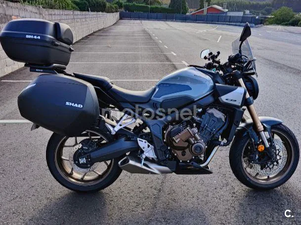 Honda CB650R - Vista 5
