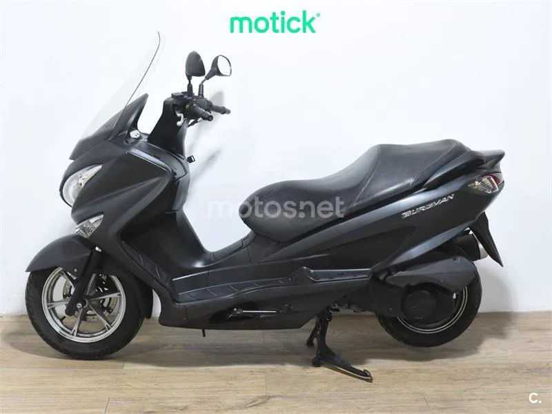 Suzuki Burgman 125 - Vista 6