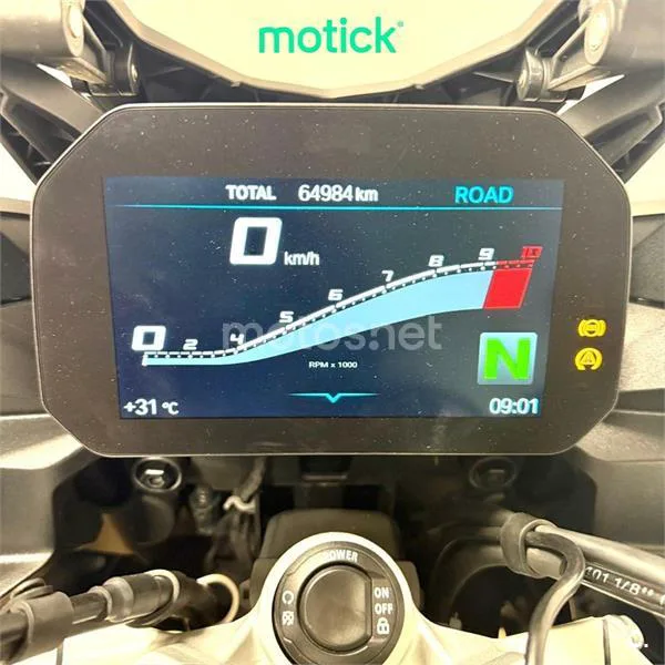 BMW F 900 XR - Vista 5
