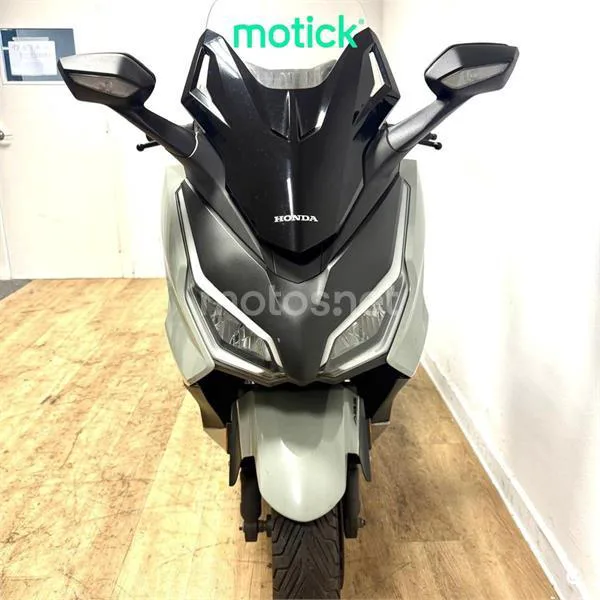 Honda Forza 350 - Vista 10