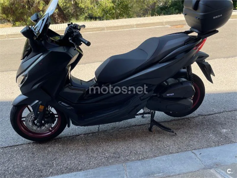 Honda Forza 125 - Vista 4