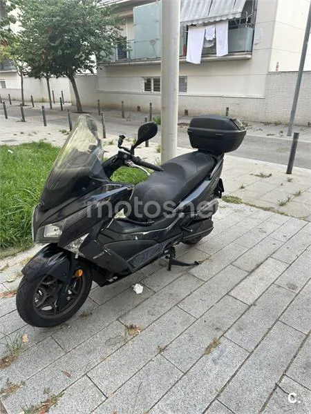 Kymco Grand Dink 300 - Vista 3