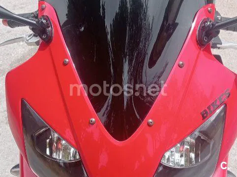 Honda CBR600F - Vista 14