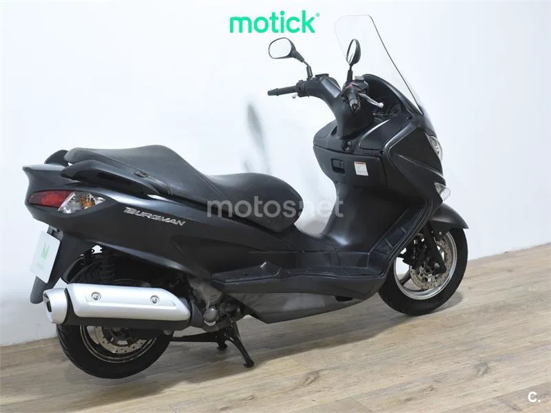 Suzuki Burgman 125 - Vista 9