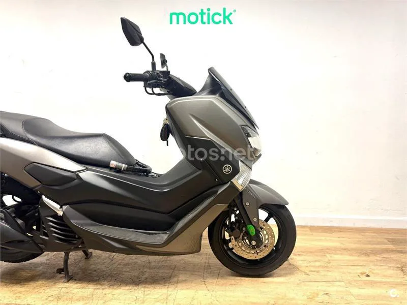 Yamaha NMAX - Vista 4