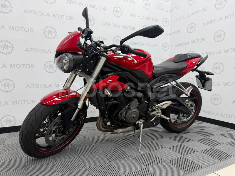 Triumph Street Triple 5290 € 2019 Madrid - 1