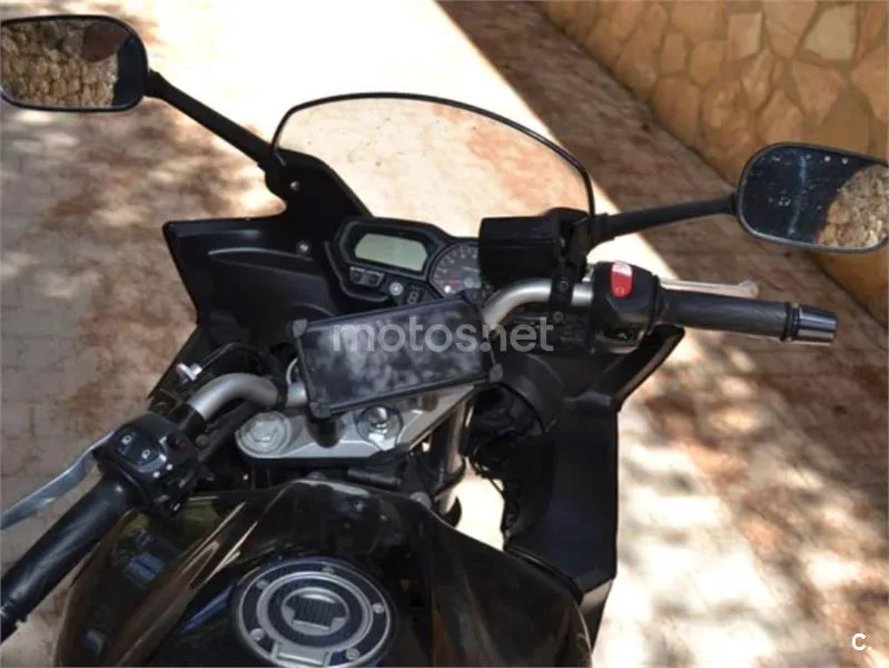 Yamaha FZ6 S2 - Vista 4