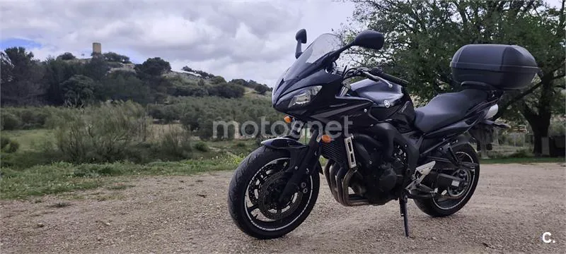 Yamaha FZ6 S2 - Vista 5