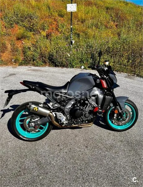 Yamaha MT-09 - Vista 4
