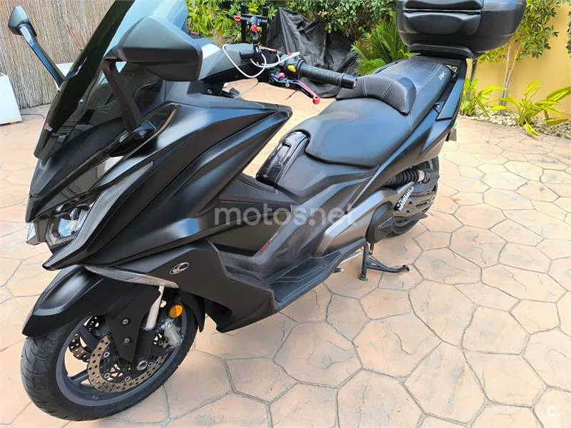 Kymco AK 550 4400 € 2019 Alicante - 1
