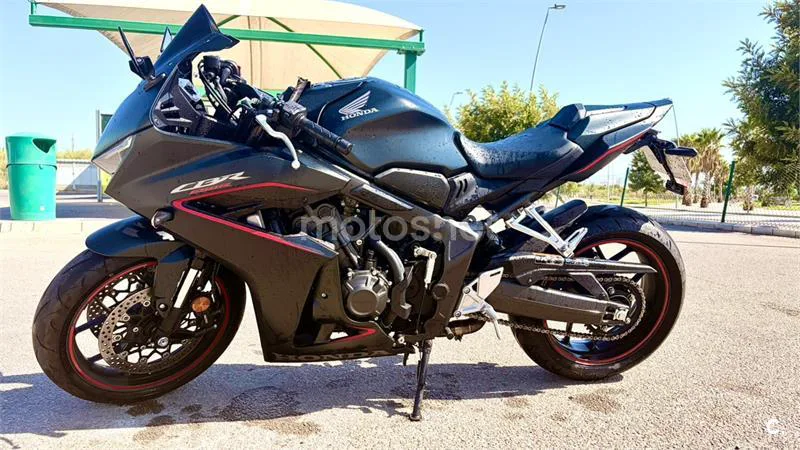 Honda CBR650R - Vista 3