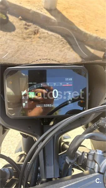 Honda CBR650R - Vista 7