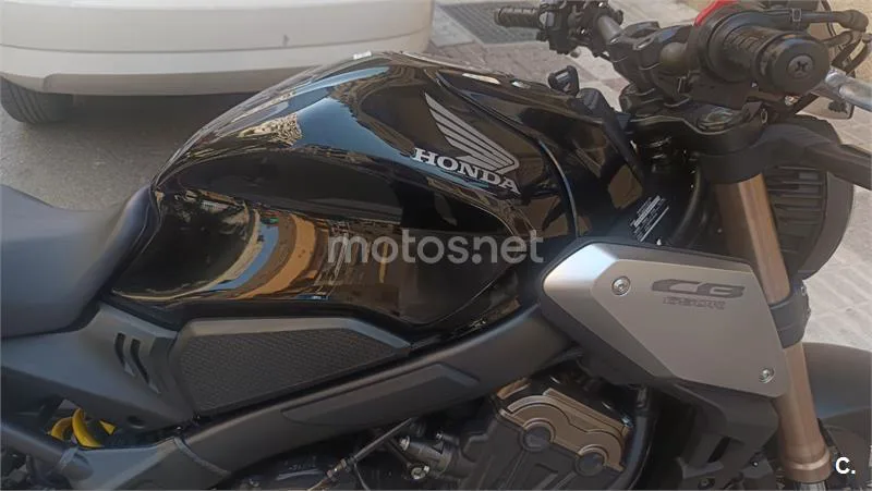 Honda CB650R - Vista 7