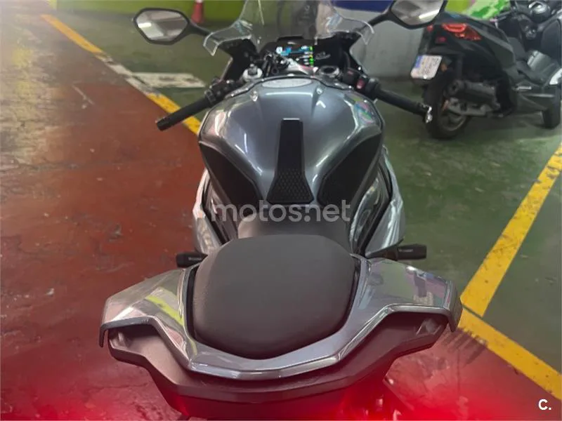 BMW S 1000 RR - Vista 8