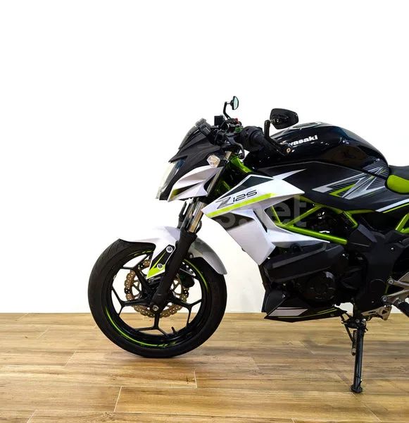 Kawasaki Z125 - Vista 8