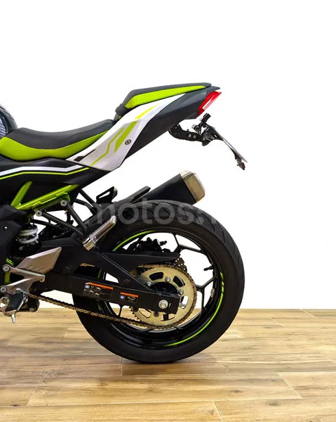 Kawasaki Z125 - Vista 9